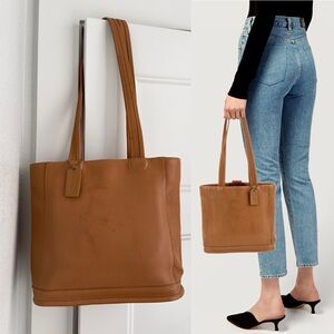 ✨COACH Vintage 9305 Bleecker Leather Bucket Tote Bag Caramel Tan Brown